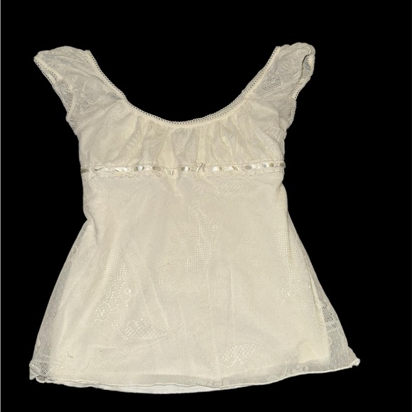 White Lace Detailed Tank Up - Picture 2 of 5